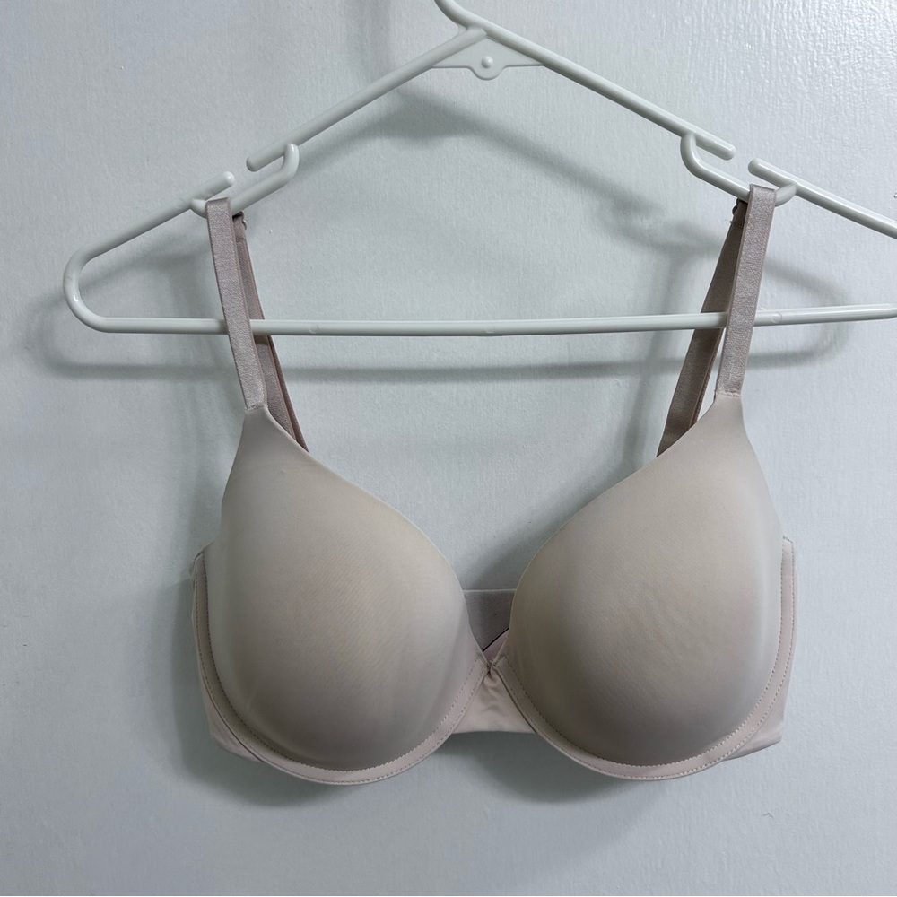 The T-Shirt lightly lined demi bra